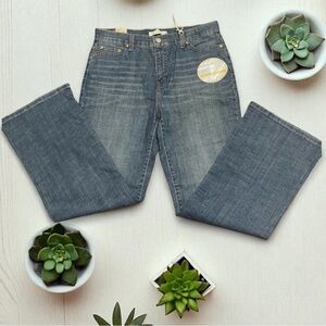 Levi's Women's Bootcut Jeans in Medium Blue Wash